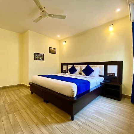 Hotel Ganga Elena Rishikesh Bagian luar foto