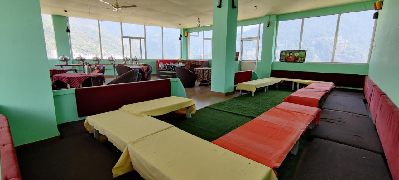 Hotel Ganga Elena Rishikesh Bagian luar foto