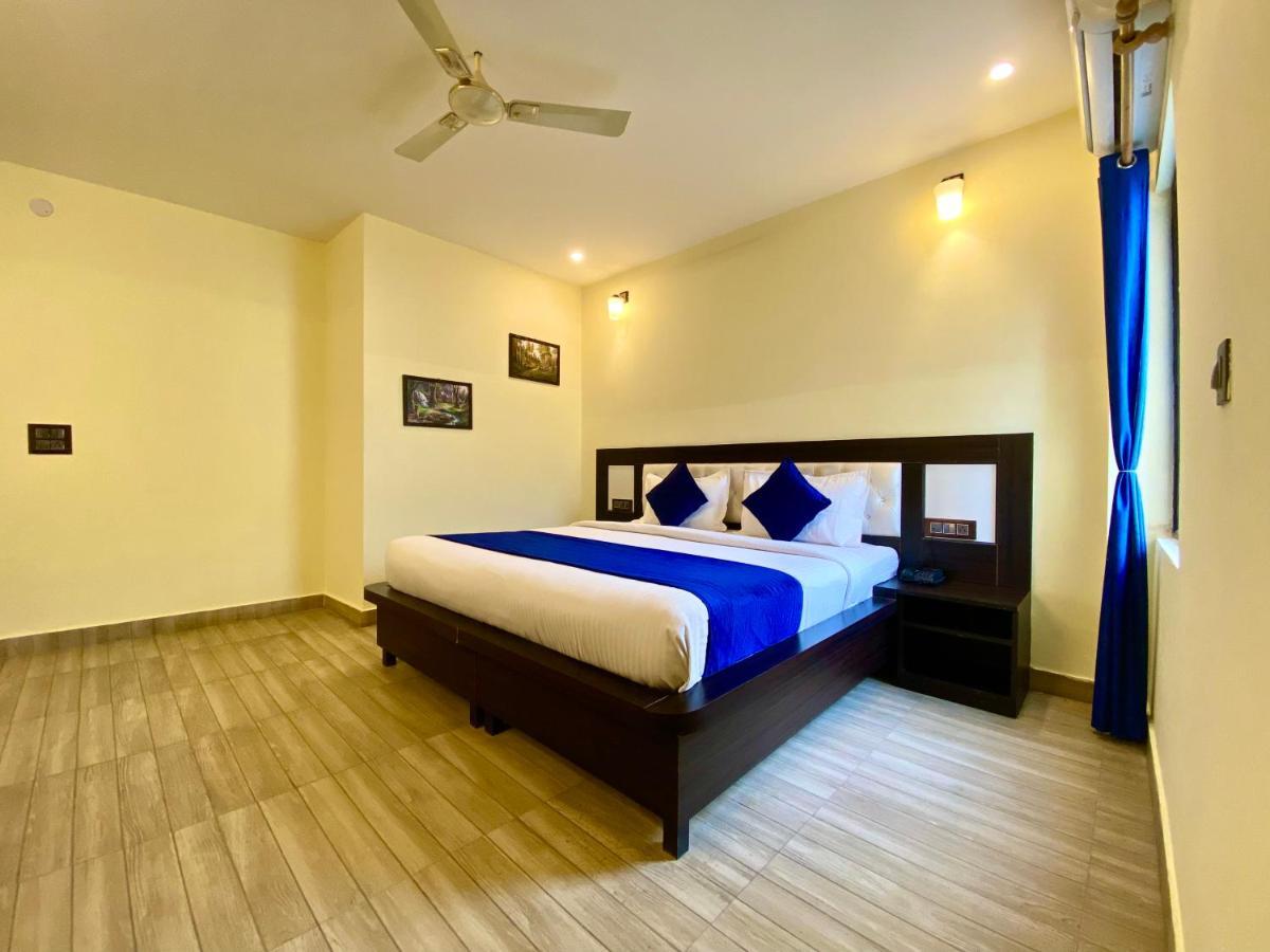 Hotel Ganga Elena Rishikesh Bagian luar foto