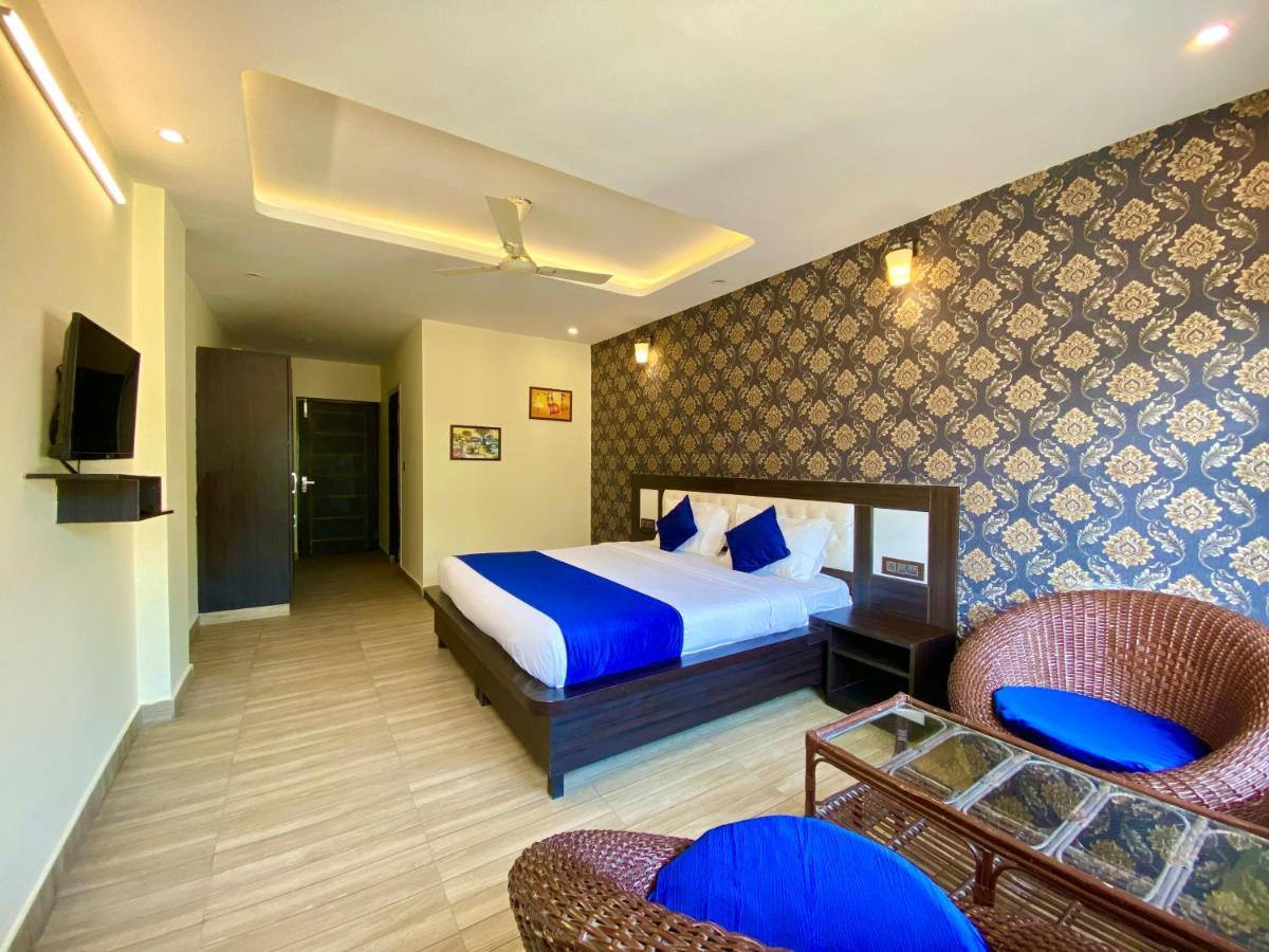 Hotel Ganga Elena Rishikesh Bagian luar foto